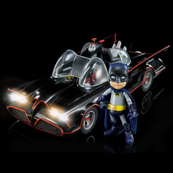 1966　CLASSICTVSERIESBATMOBILE Jadatoys 1:18 Batmobile Classic TV Series 1966 With Batman